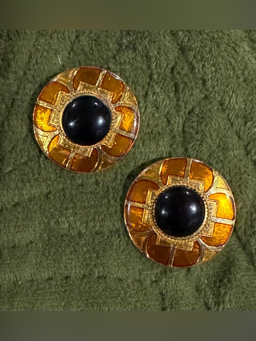 Vintage 80's Chunky Golden Amber and Black Cabochon Round Statement Earrings